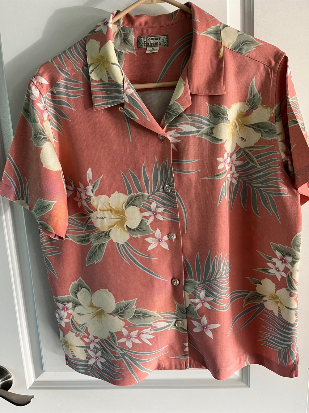 Tommy Bahama Coral-Pink Tropical Hibiscus Camp Shirt - Picture 2 of 4